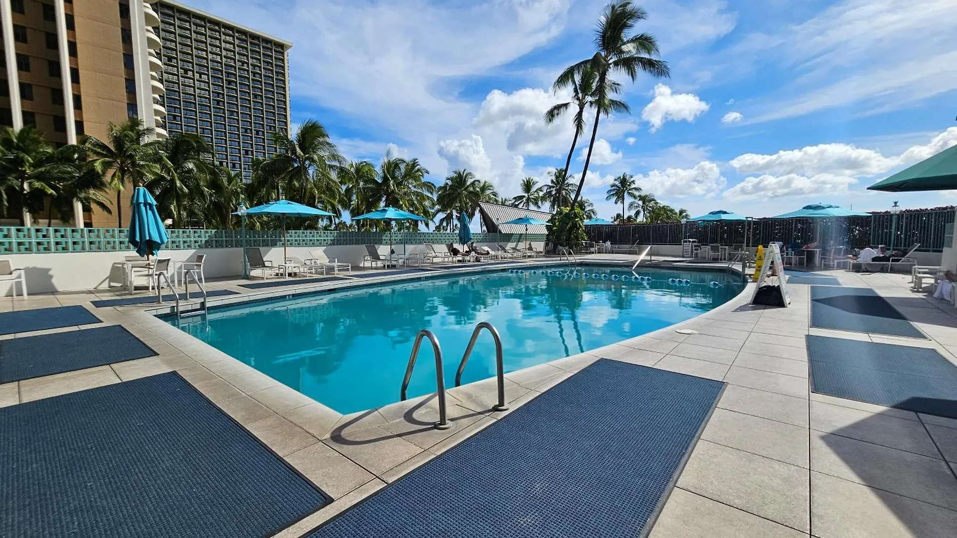 Ilikai Tower 430 Lagoon View 1Br Гонолулу США